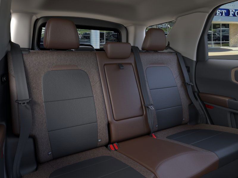 2025 Ford Bronco Sport Outer Banks photo 4