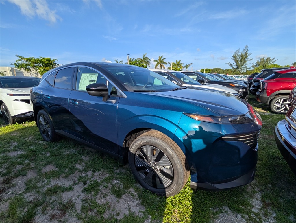 2025 Nissan Murano SL photo 2