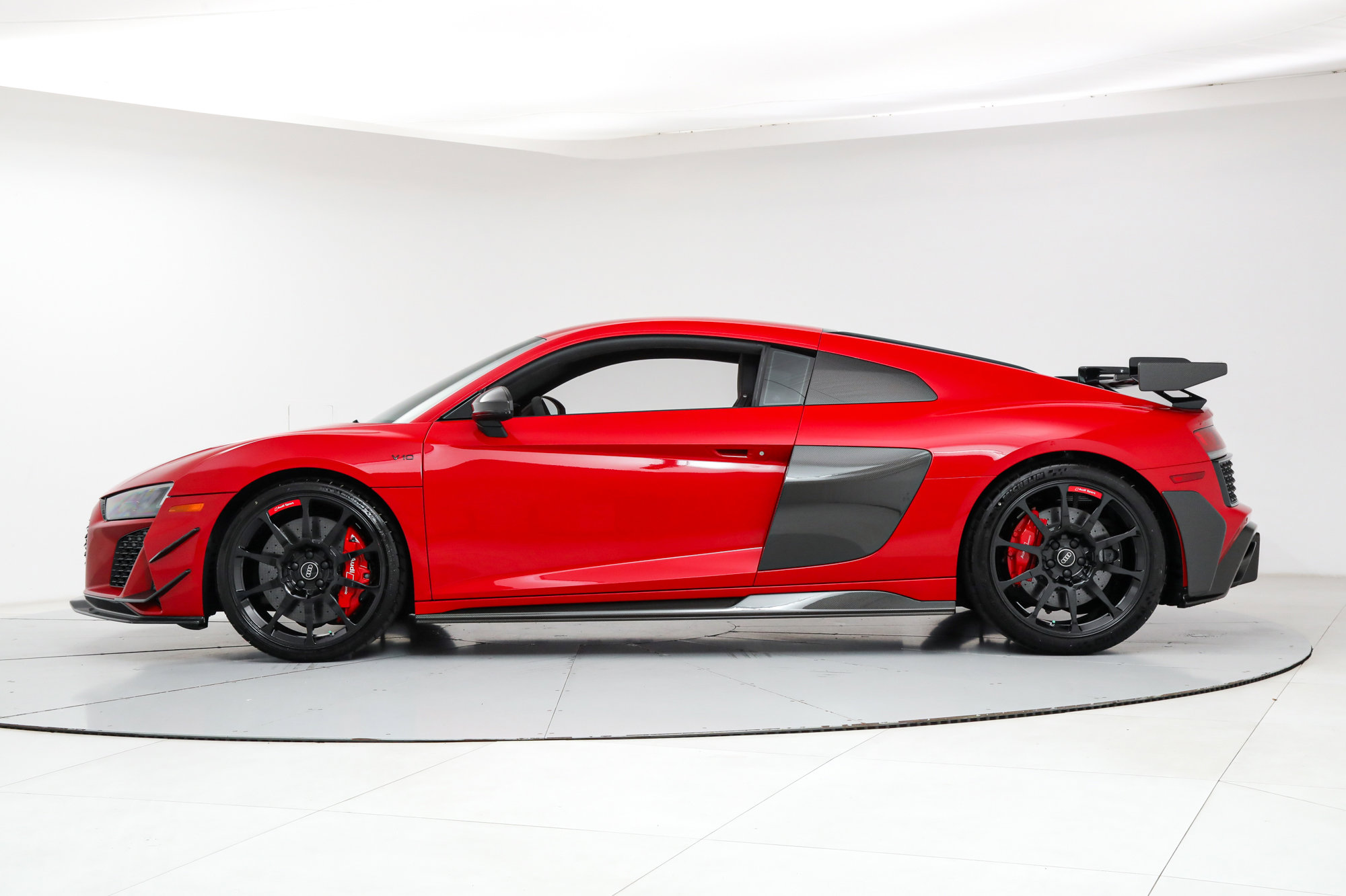 2023 Audi R8 Coupe V10 photo 2
