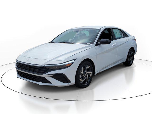 2025 Hyundai Elantra Hybrid photo 2