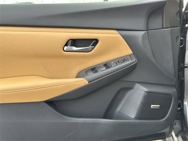 2025 Nissan Sentra SV photo 8