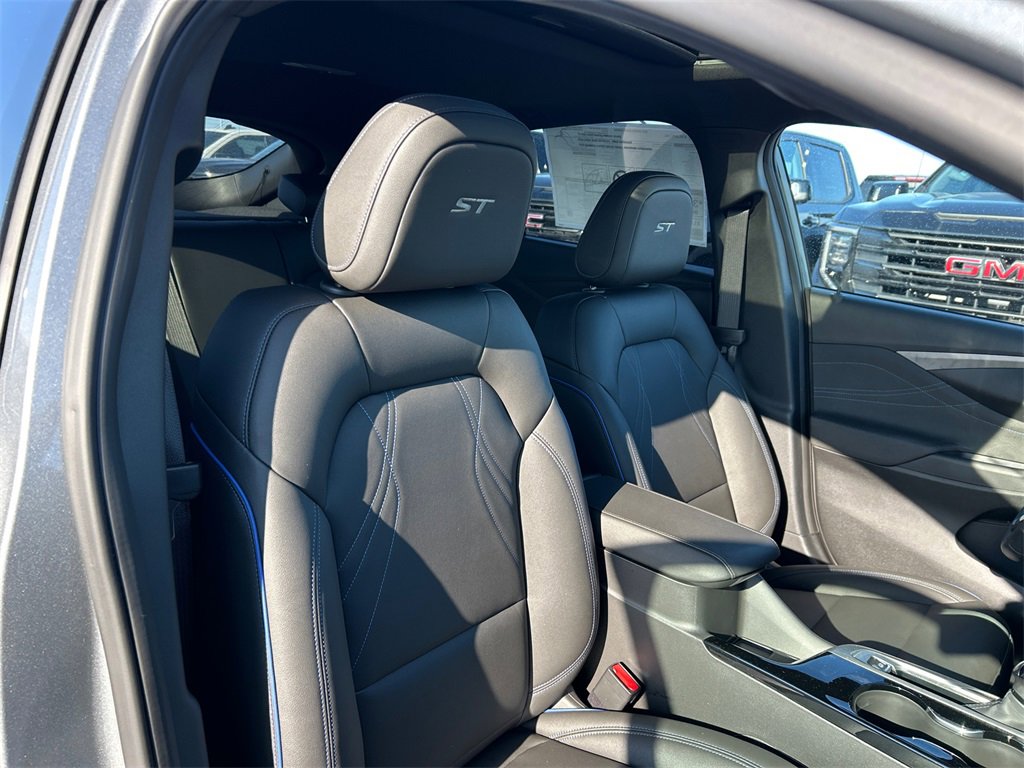 2026 BUICK ENVISTA - Image 33