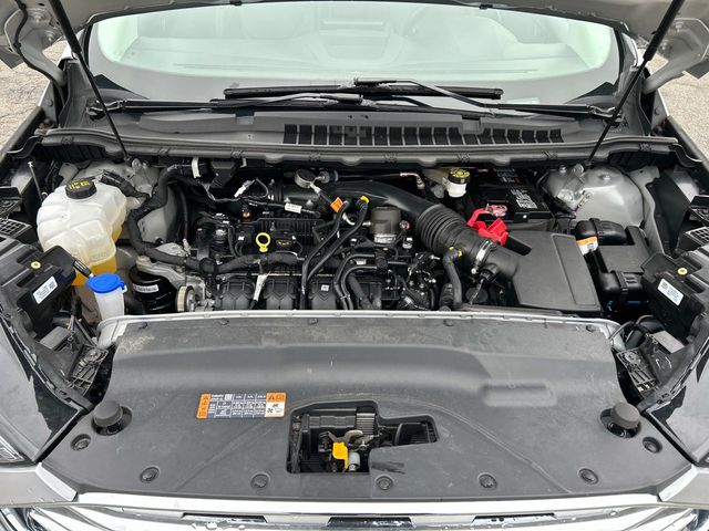 2024 Ford Edge Titanium photo 32