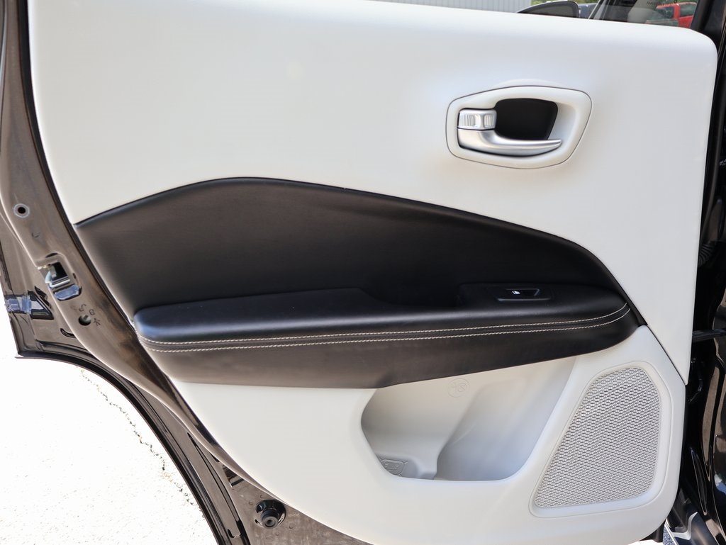 2018 Jeep Compass Latitude photo 16