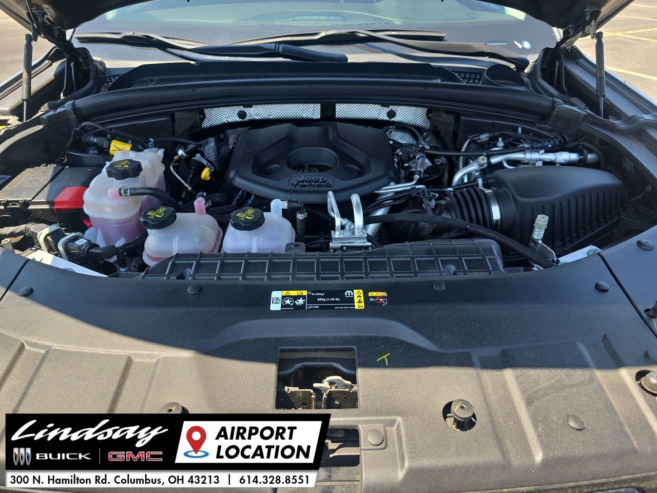 2023 Jeep Cherokee Base photo 28