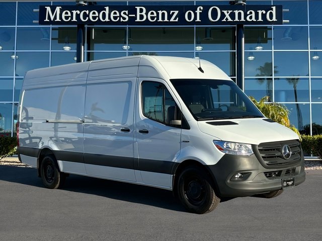2024 Mercedes-Benz eSprinter Cargo Van Base's photo