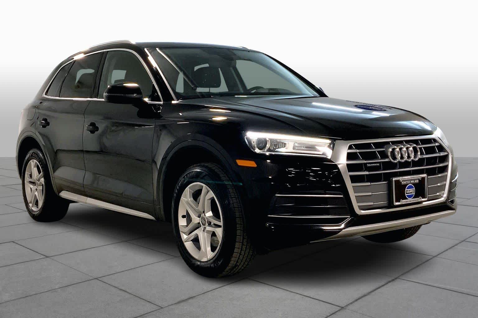 Used 2019 Audi Q5 Premium with VIN WA1ANAFY2K2120005 for sale in Kansas City