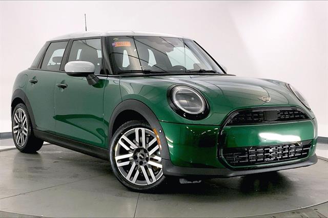 2026 MINI Hardtop 4 Door's photo