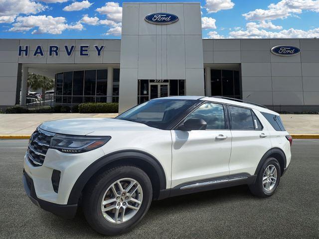 2025 Ford Explorer Active's photo