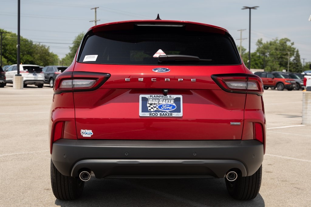 2025 Ford Escape ST-Line photo 10