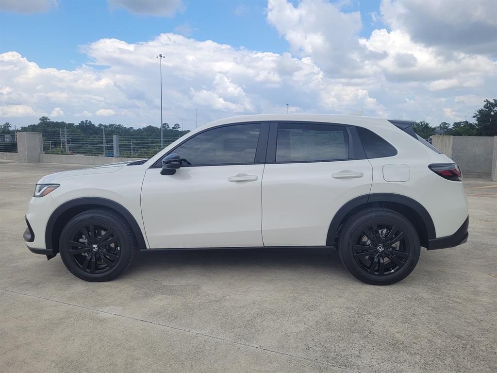 2026 Honda HR-V Sport photo 2