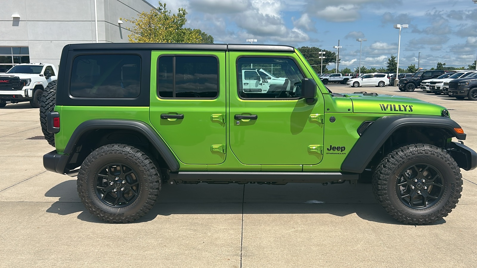 2025 Jeep Wrangler Willys photo 3
