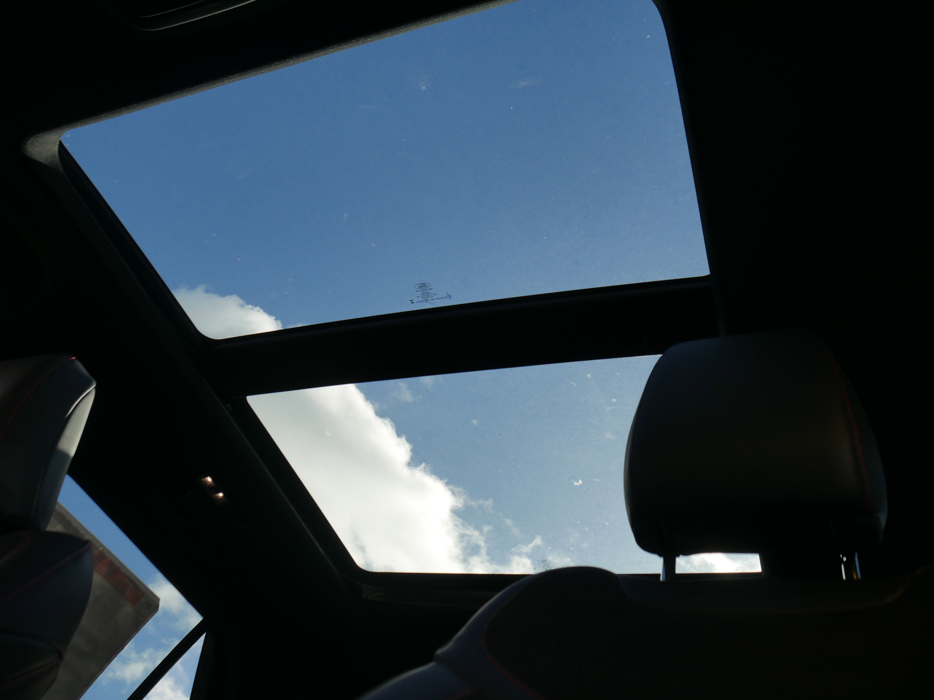 2025 Ford Explorer ST photo 2