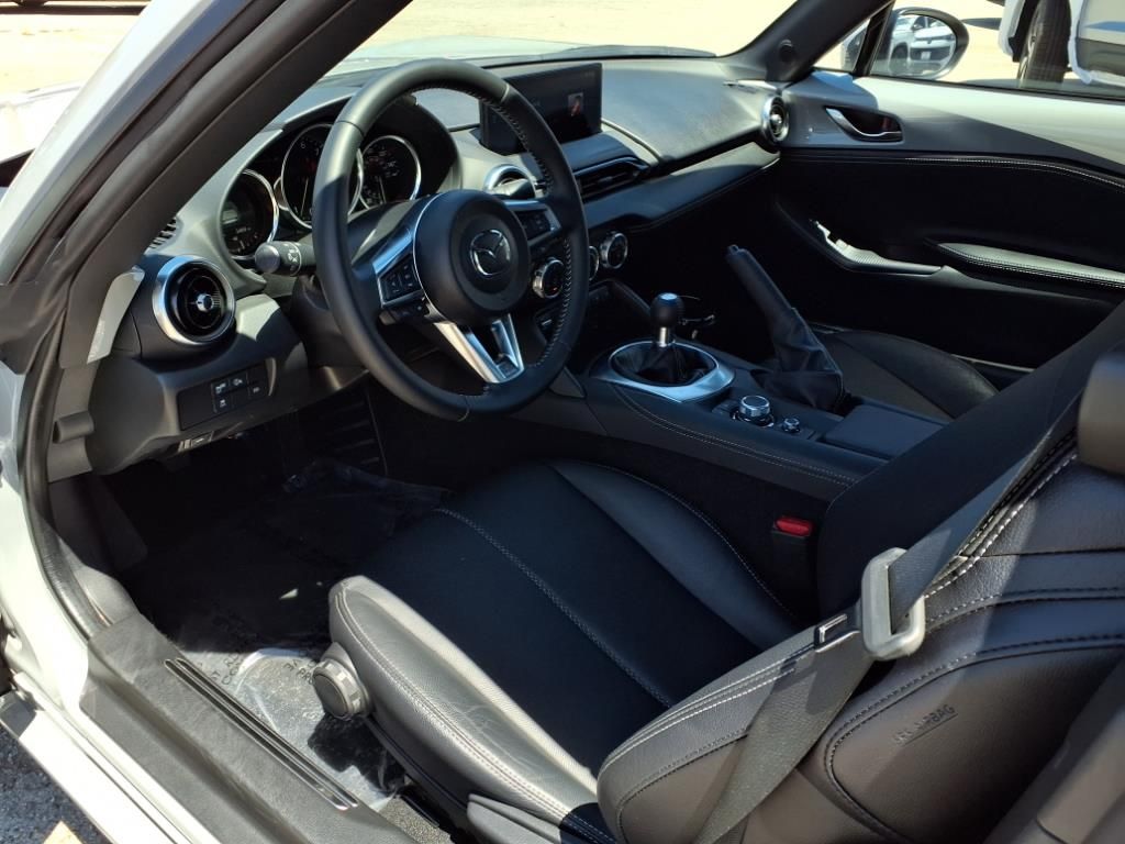 2024 Mazda MX-5 Miata Miata RF Grand Touring photo 14