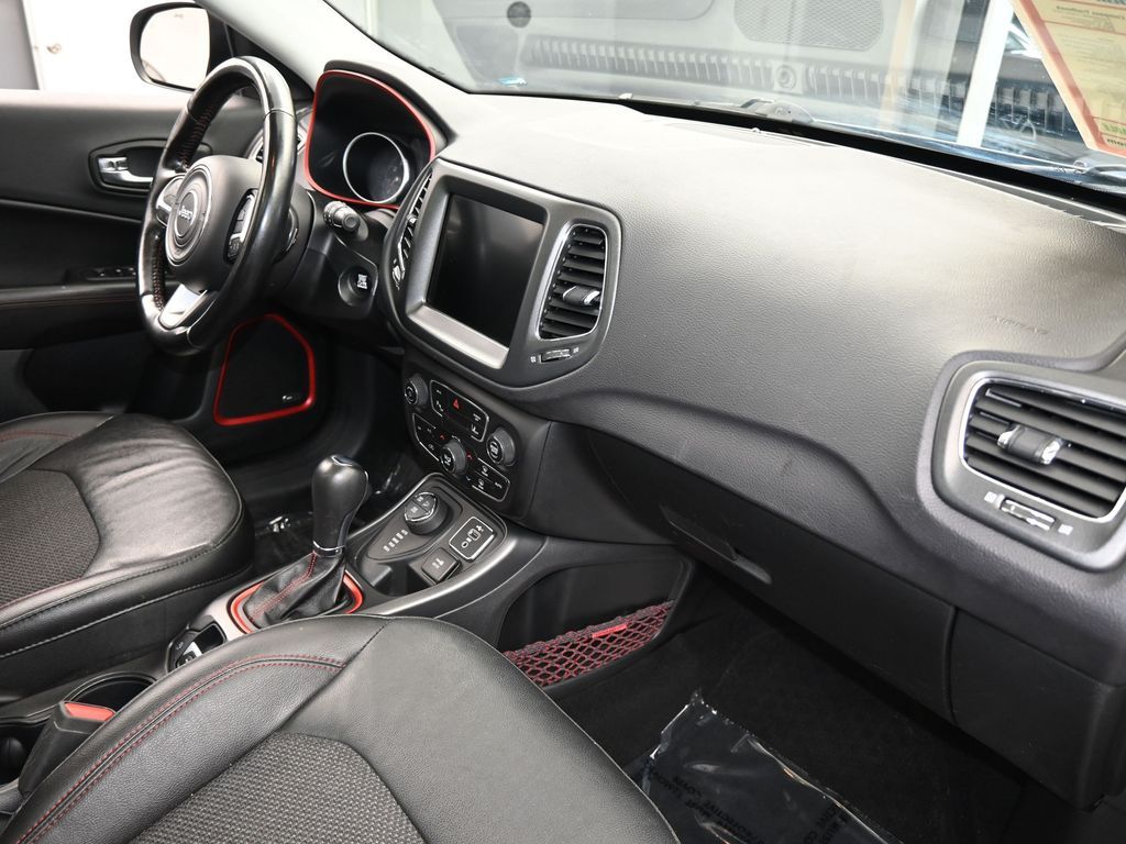 2021 Jeep Compass Trailhawk photo 37