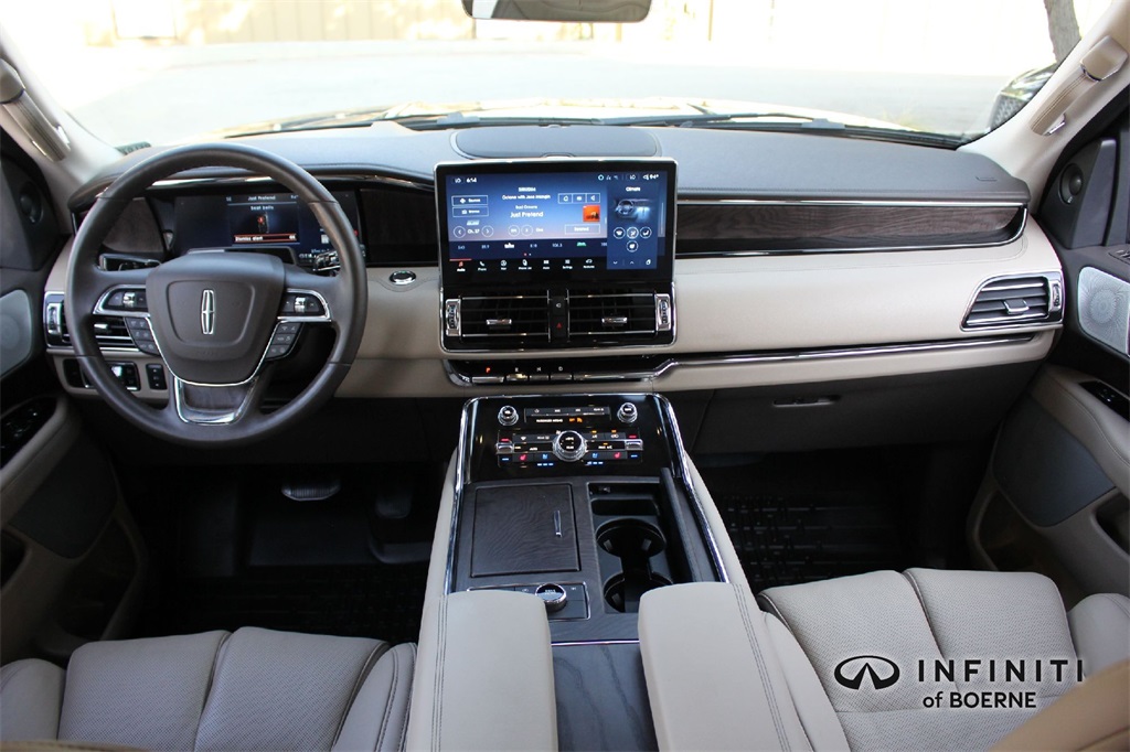 2024 Lincoln Navigator Reserve photo 23