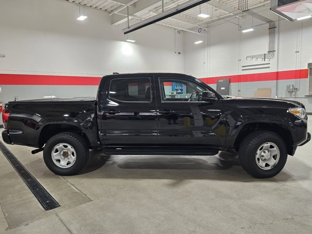 2023 Toyota Tacoma SR photo 11