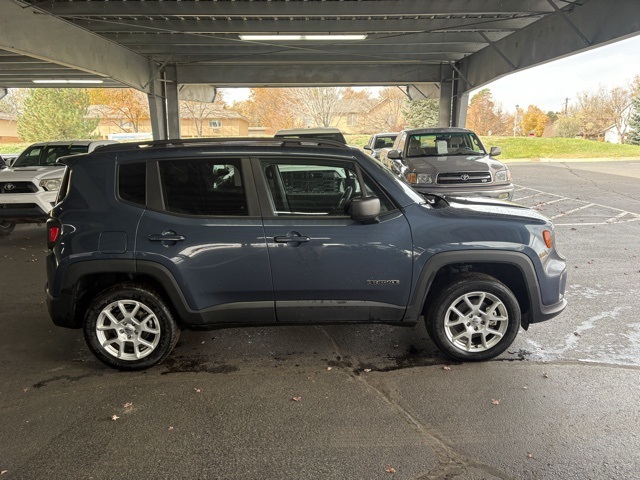 2022 Jeep Renegade Sport photo 4