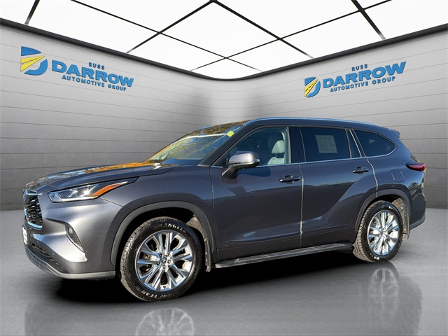 2023 Toyota Highlander Limited's photo