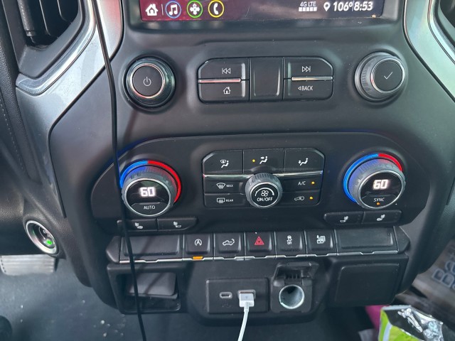 Used 2022 Northsky Blue Metallic Chevrolet RST image 34