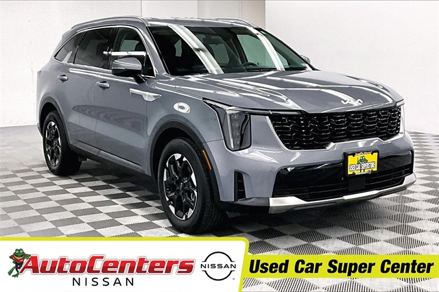 2025 Kia Sorento S's photo