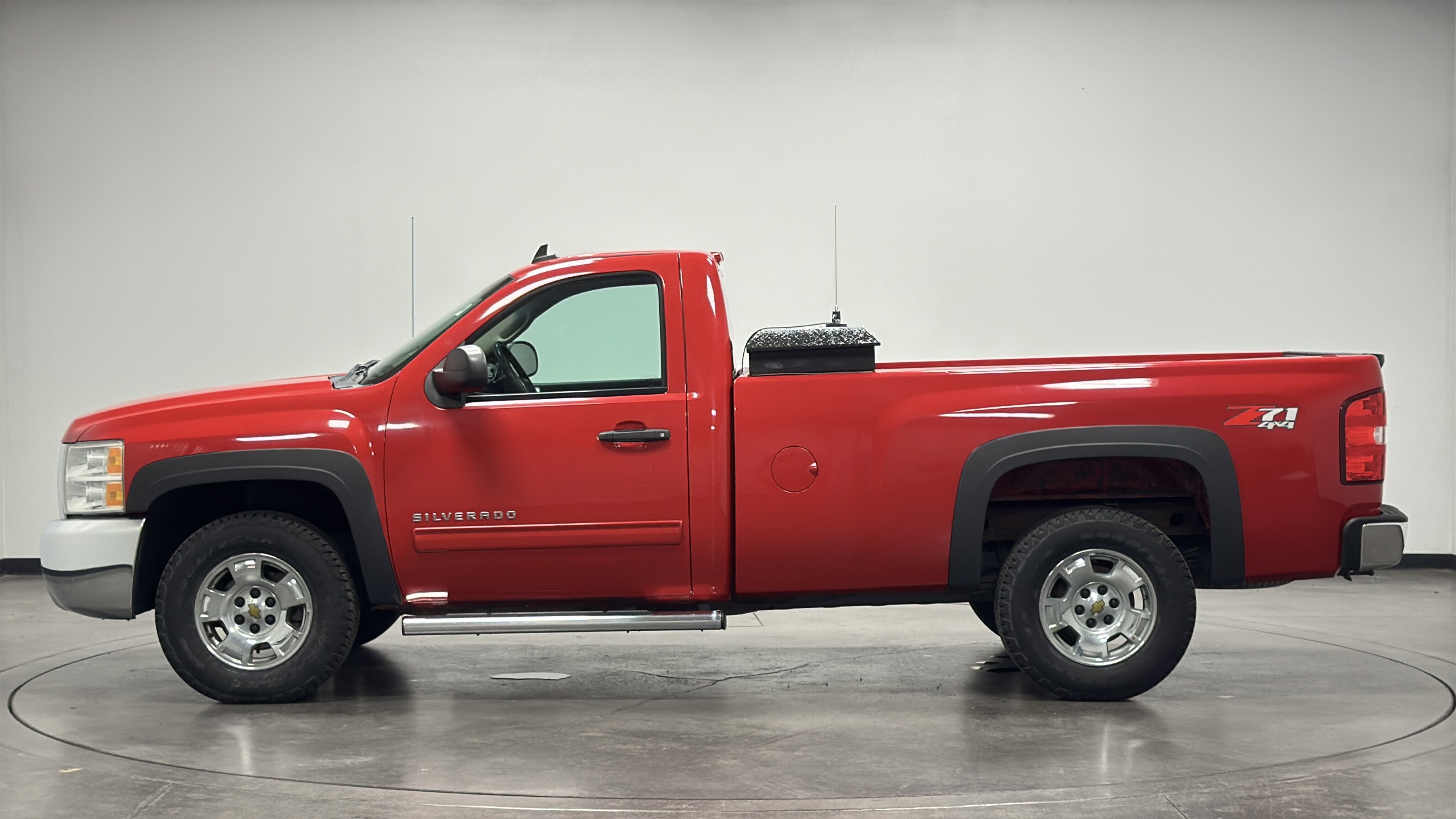 2013 Chevrolet Silverado 1500 LT photo 4