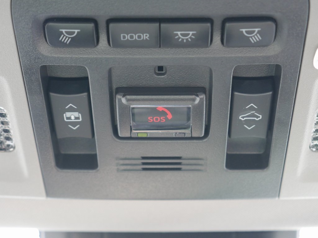 2021 Toyota Camry XLE photo 25