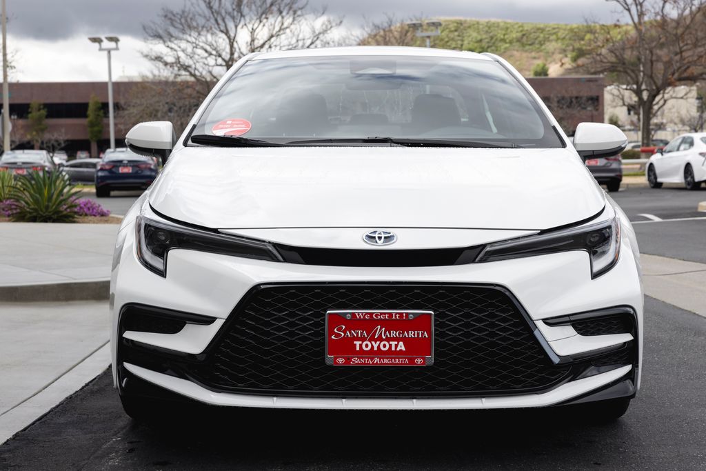 2025 Toyota Corolla Hybrid SE photo 3
