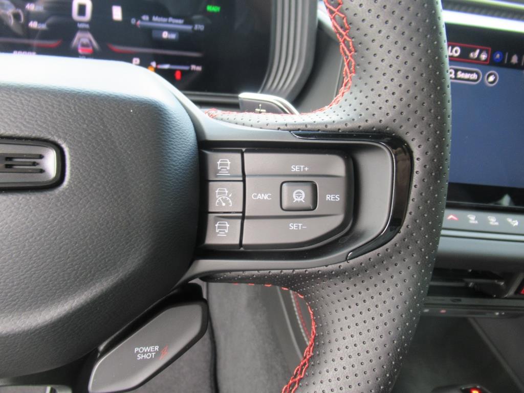 2025 Dodge Charger R/T photo 12