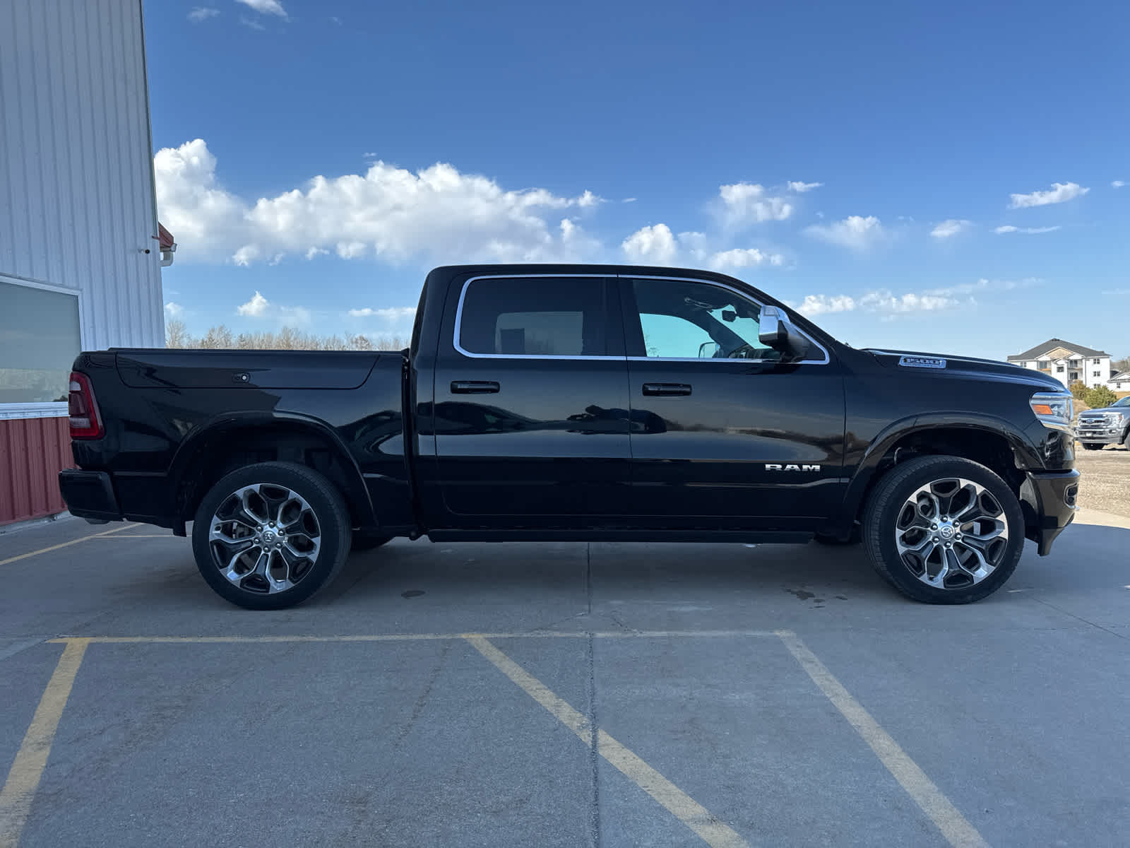 2023 Ram 1500 Longhorn photo 4