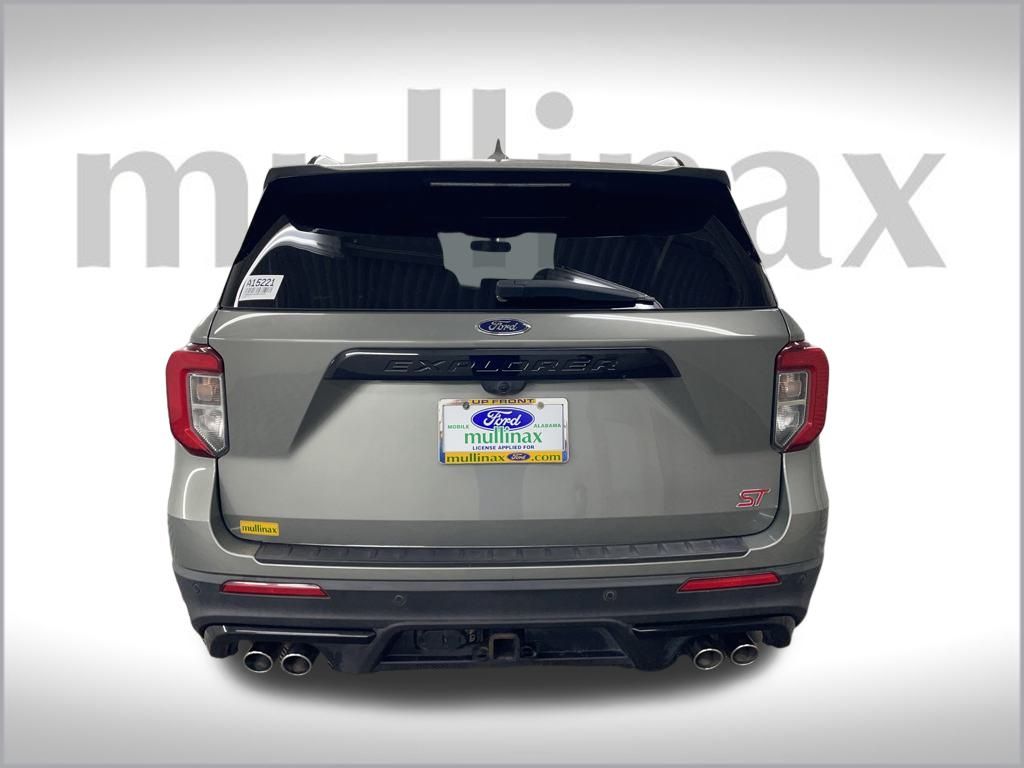 2020 Ford Explorer ST photo 4
