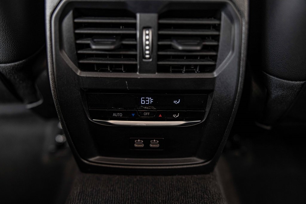 2025 BMW 330I - Image 35