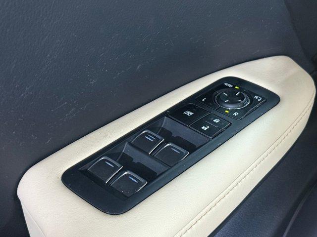 2022 Lexus RX 350L photo 21