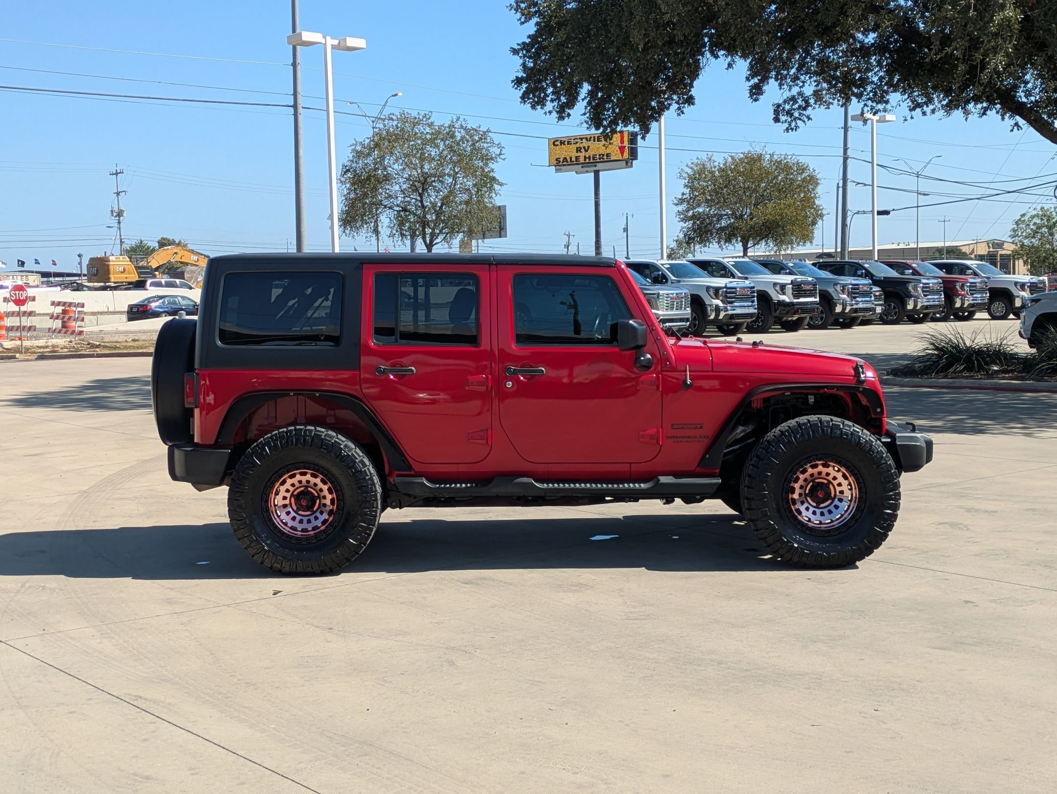 2017 Jeep Wrangler Unlimited Sport photo 2