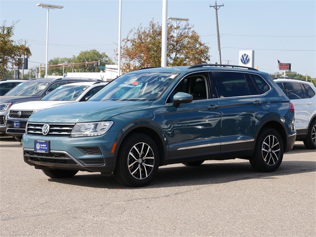 2021 Volkswagen Tiguan R-Line Black SEL photo 3
