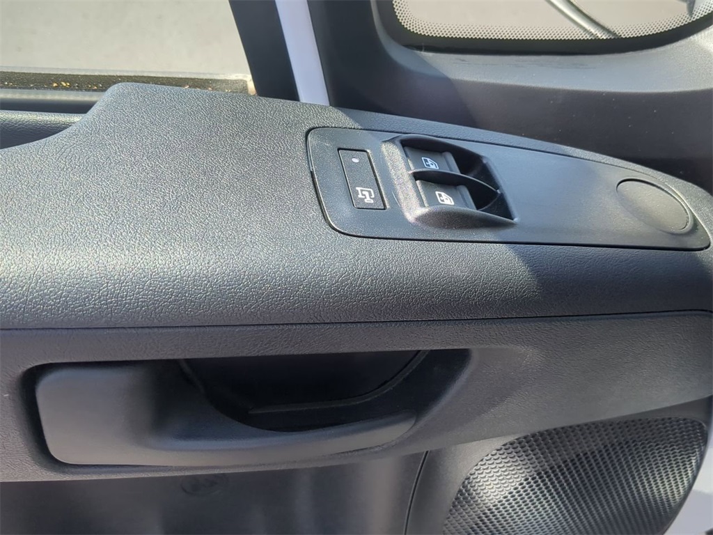 2025 Ram ProMaster 2500 photo 9