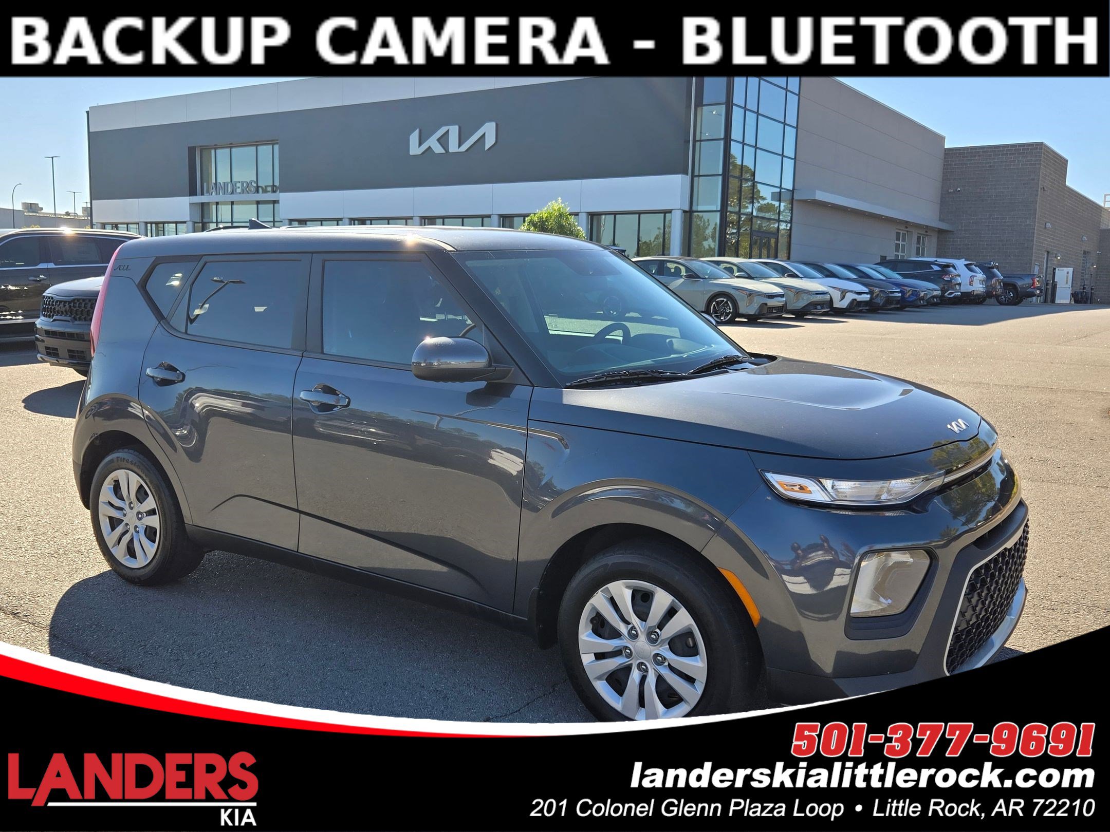 2022 Kia Soul LX's photo