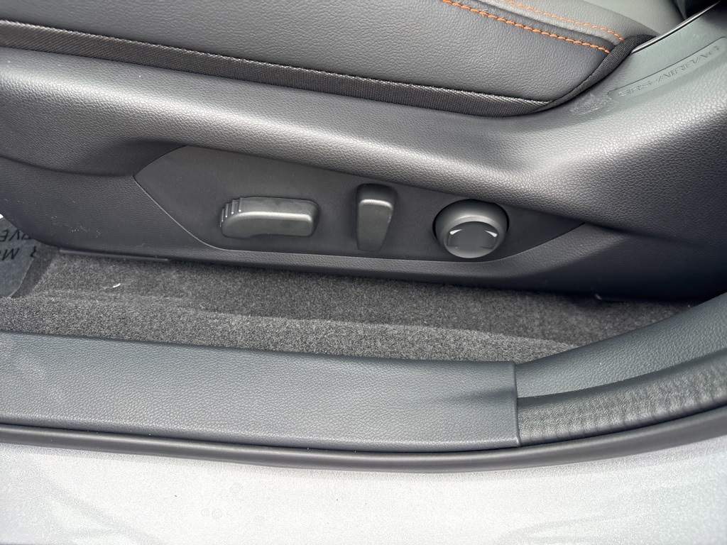 2025 Subaru Crosstrek Limited photo 21
