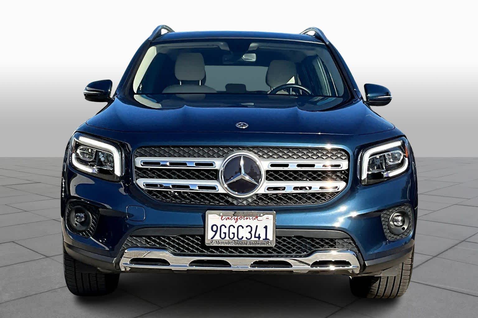 2023 Mercedes Benz GLB 250 photo 3