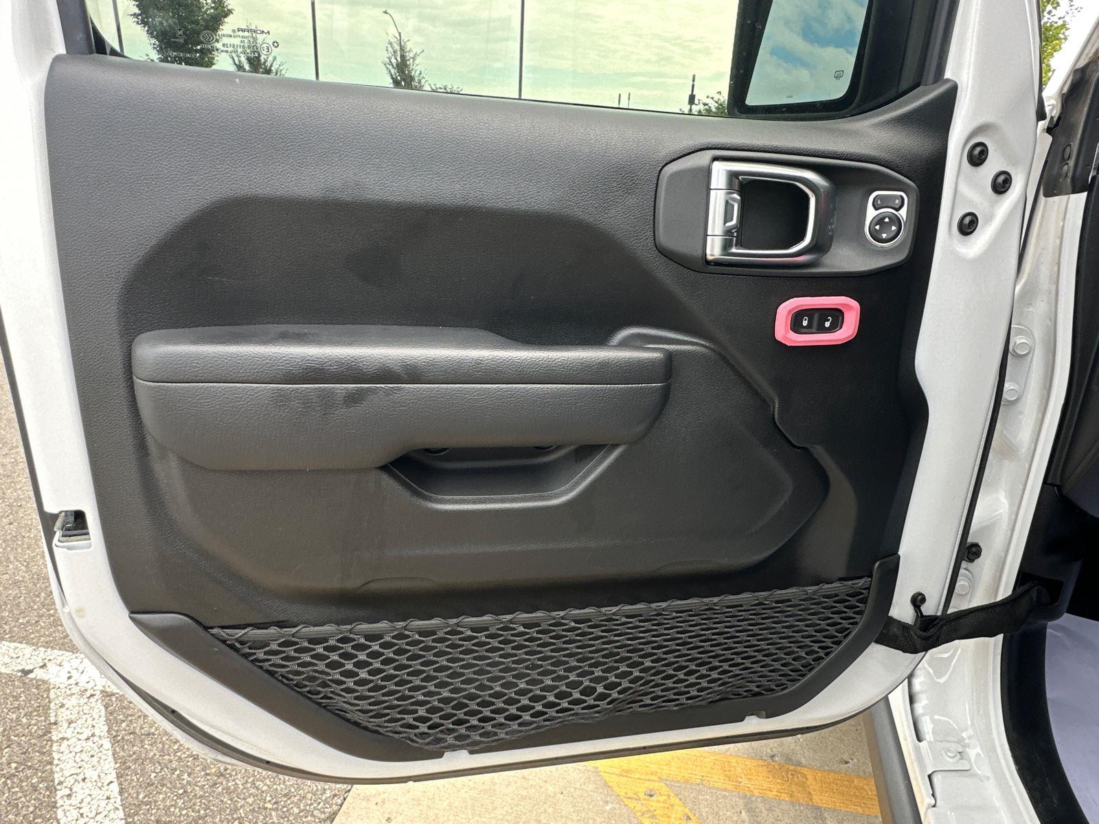 2024 Jeep Wrangler 4xe Rubicon photo 7