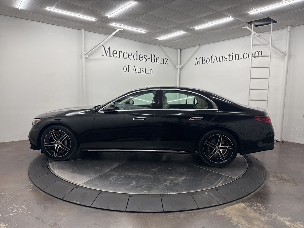 2026 Mercedes Benz E 350 4MATIC photo 4