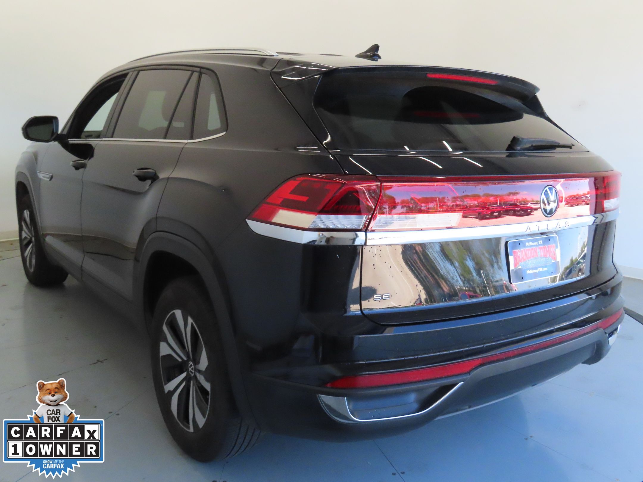 2024 Volkswagen Atlas Cross Sport SE photo 5