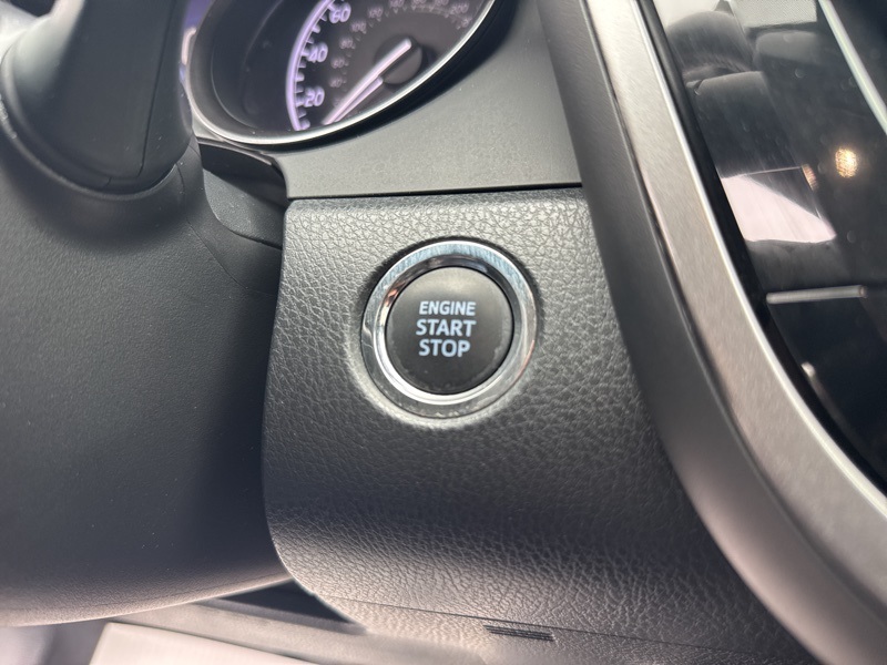 2022 Toyota Camry SE photo 12