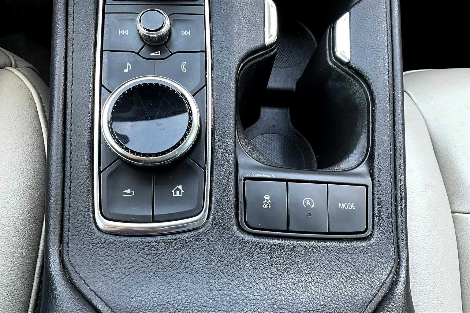 2022 Cadillac XT4 Luxury photo 32