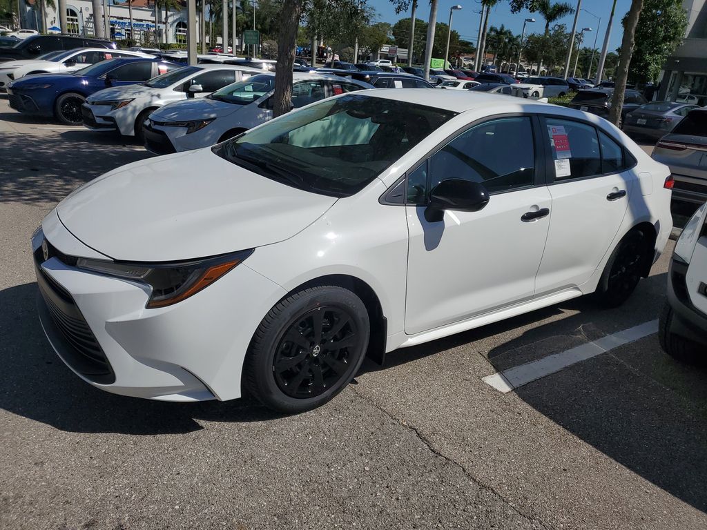 2026 Toyota Corolla LE photo 8