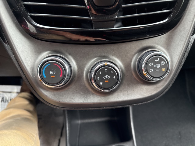 2021 Chevrolet Spark 1LT photo 31