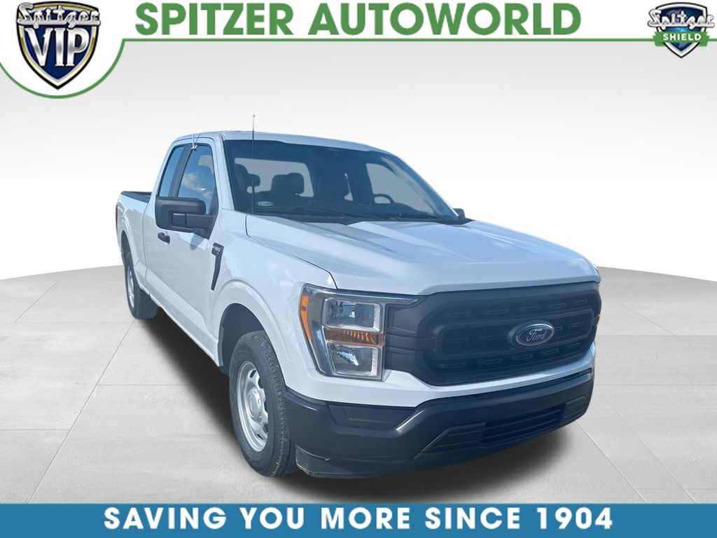 2021 Ford F-150 XL's photo