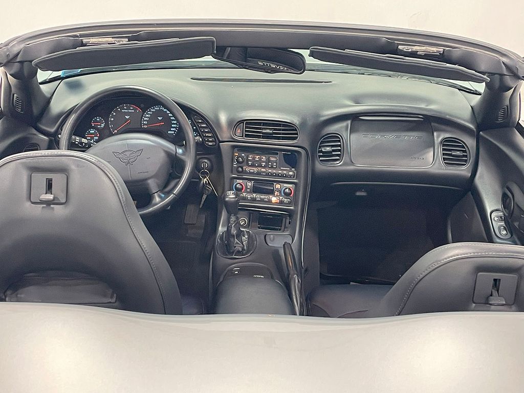2000 Chevrolet Corvette Base Convertible photo 36