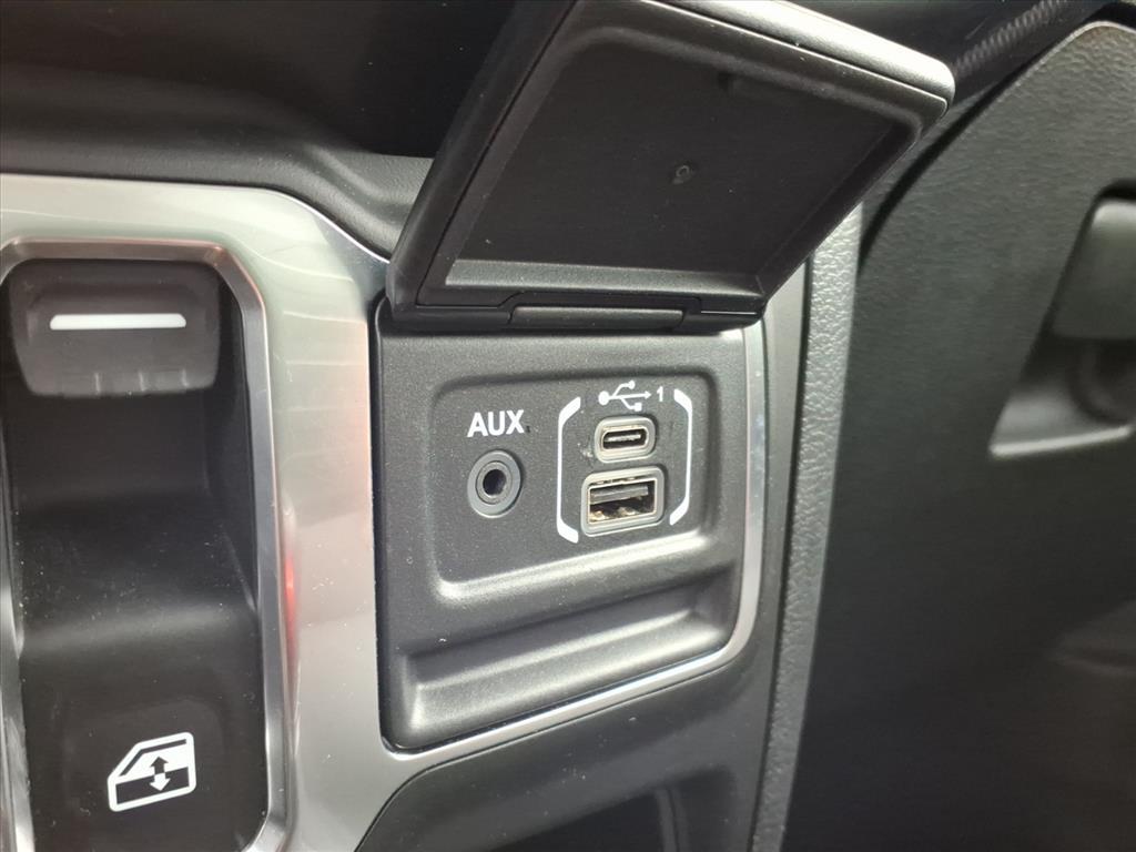 2023 Jeep Wrangler Sport S photo 14