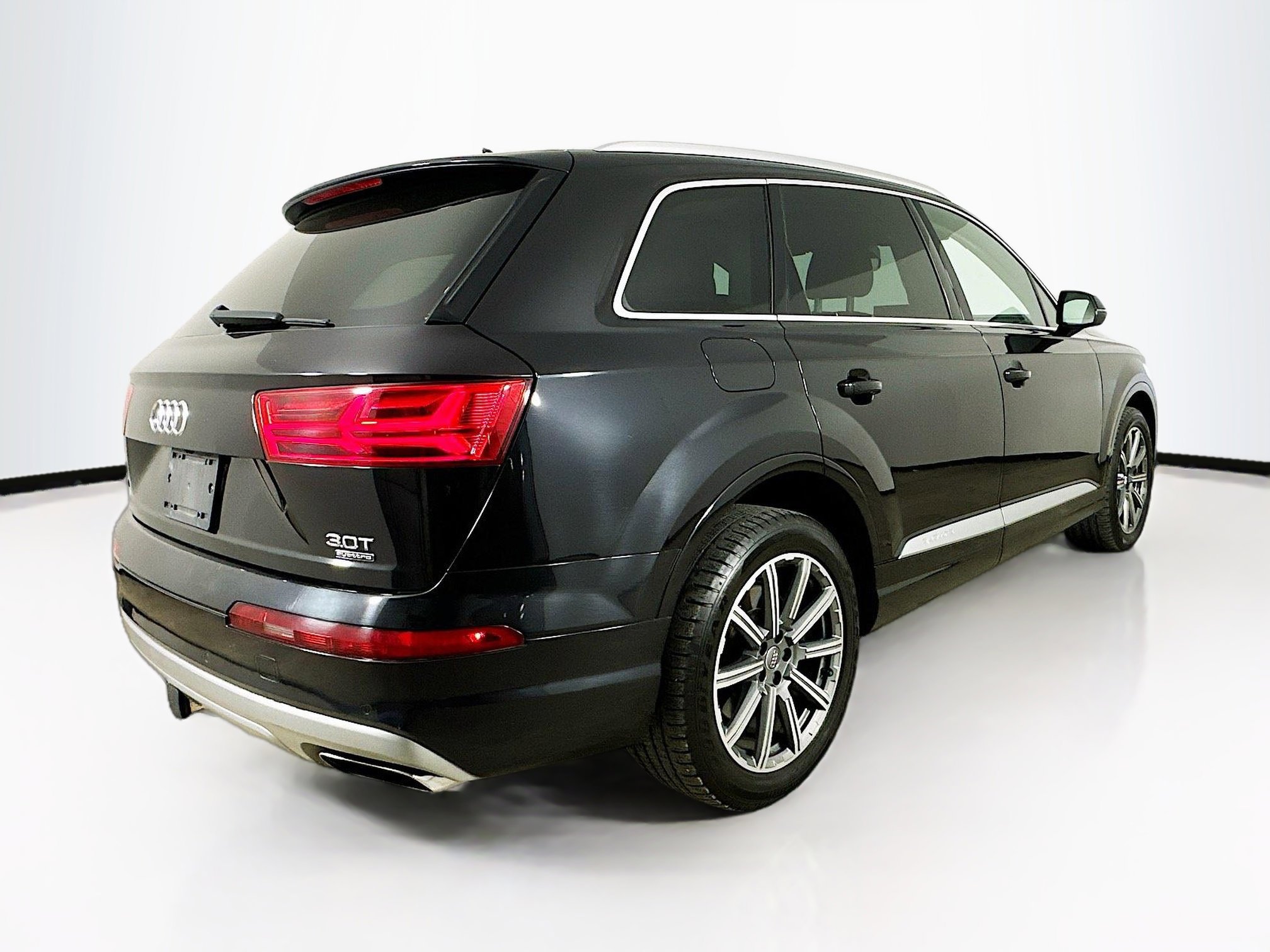 2018 Audi Q7 3.0T Premium Plus photo 13